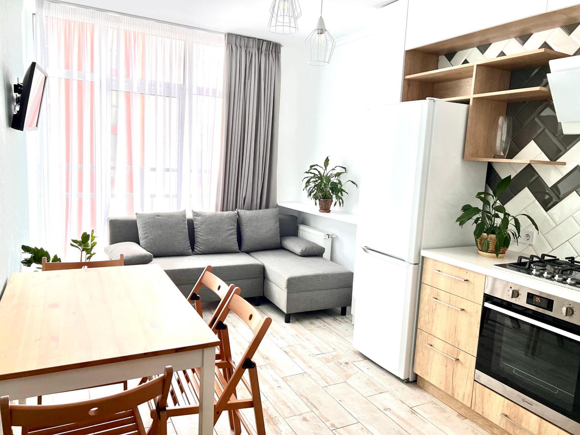 Osapart Beautiful Apartment In A Complex Semycvit Lviv Kültér fotó